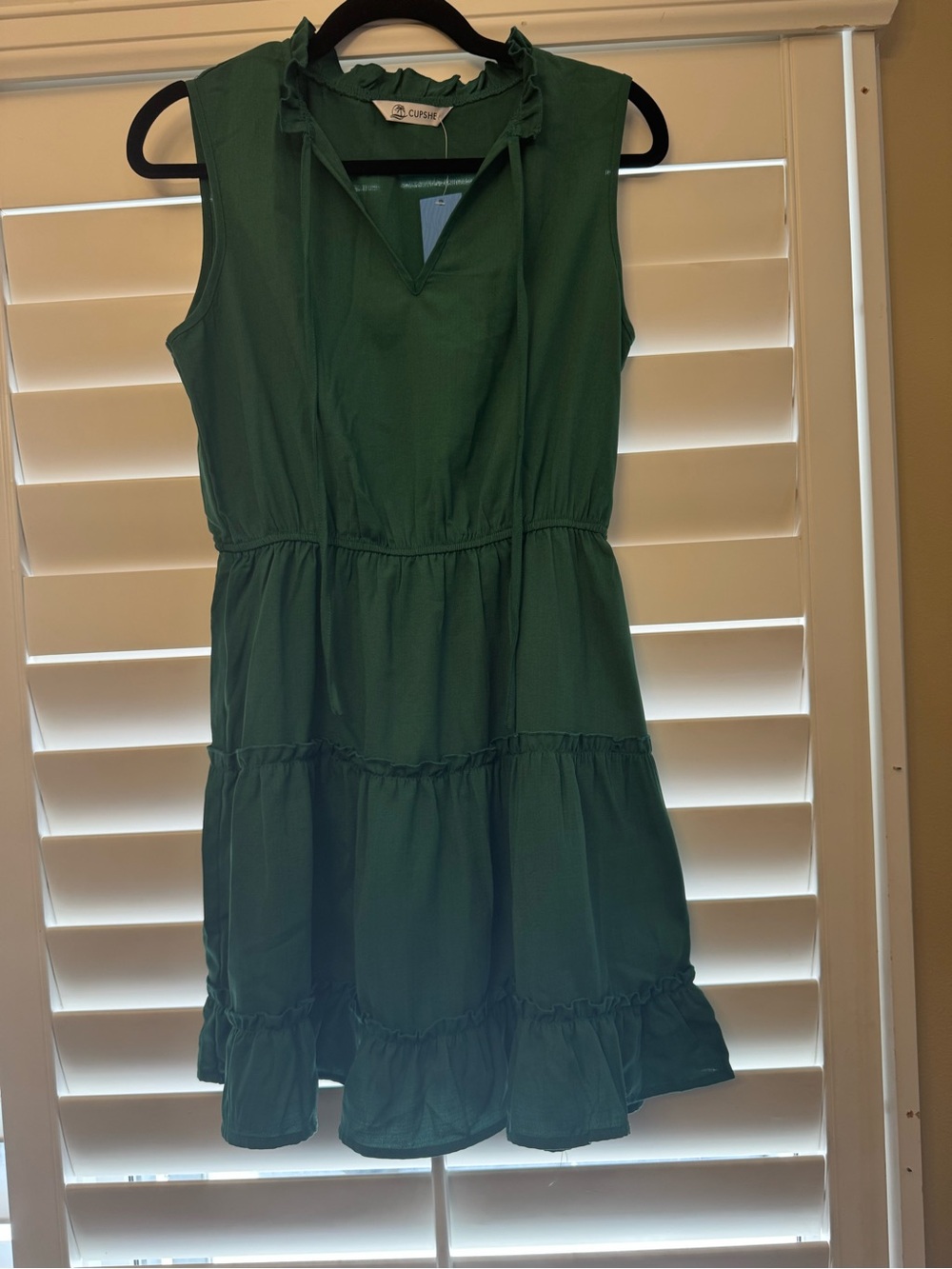 Cupshe Women’s Small Emerald Green Tiered Mini Dress NWT Ruffle Boho - Picture 3 of 10